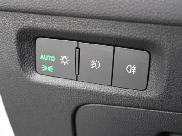 Skoda Octavia IV (A8) с пробегом 2021 года, цена 2 279 900 рублей, 115480 км, лифтбек, Автокод Объявления