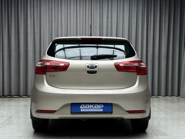 Kia Rio III с пробегом 2014 года, цена 1 049 000 рублей, 71600 км, хэтчбек, Автокод Объявления