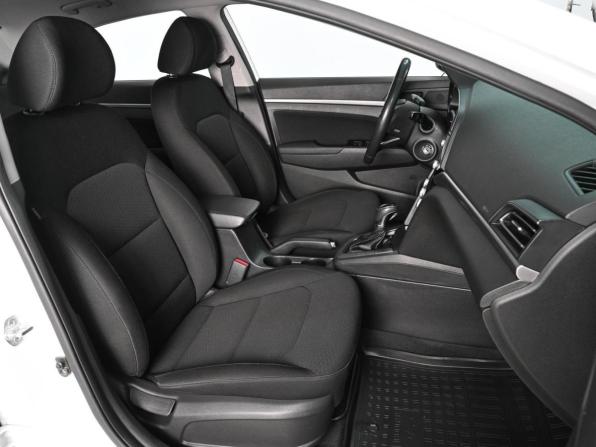 Hyundai Elantra VII (CN7) с пробегом 2020 года, цена 1 715 000 рублей, 75866 км, седан, Автокод Объявления