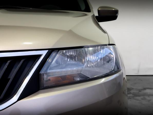 Skoda Rapid I Рестайлинг с пробегом 2018 года, цена 1 450 000 рублей, 65000 км, лифтбек, Автокод Объявления