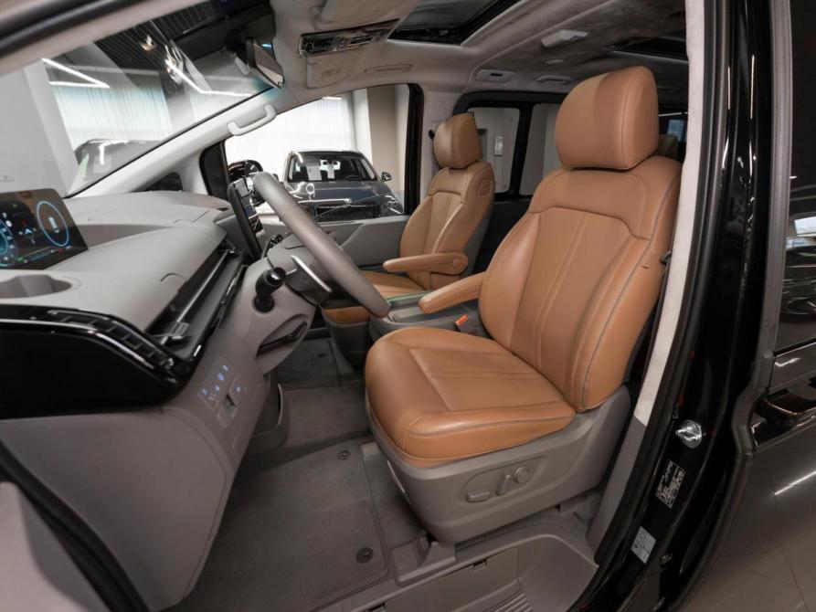 Hyundai Staria I Москва  - изображение 15