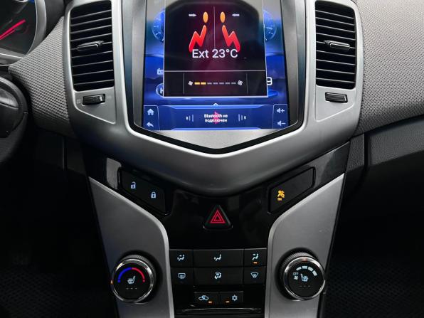 Chevrolet Cruze I с пробегом 2012 года, цена 710 000 рублей, 180947 км, хэтчбек, Автокод Объявления