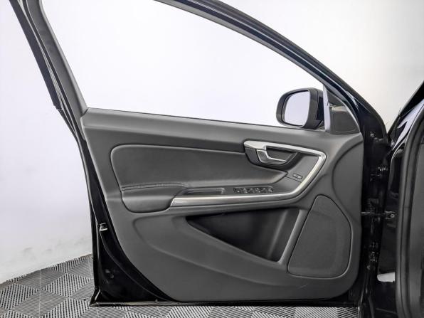 Volvo S60 II Рестайлинг с пробегом 2017 года, цена 2 150 000 рублей, 53376 км, седан, Автокод Объявления