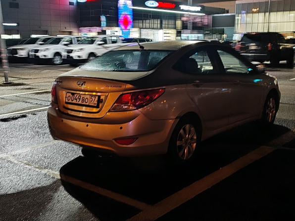 Hyundai Solaris I с пробегом 2011 года, цена 450 000 рублей, 323000 км, седан, Автокод Объявления