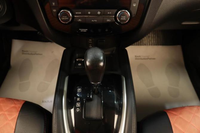 Nissan Qashqai II с пробегом 2018 года, цена 1 829 000 рублей, 74411 км, внедорожник, Автокод Объявления