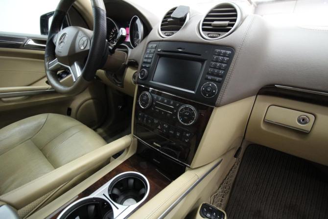 Mercedes-Benz M-Класс II (W164) Рестайлинг с пробегом 2010 года, цена 1 950 000 рублей, 234000 км, внедорожник, Автокод Объявления