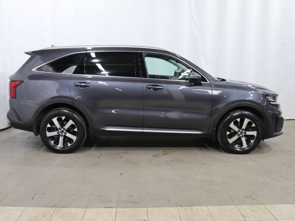 Kia Sorento IV с пробегом 2023 года, цена 3 960 000 рублей, 55515 км, внедорожник, Автокод Объявления