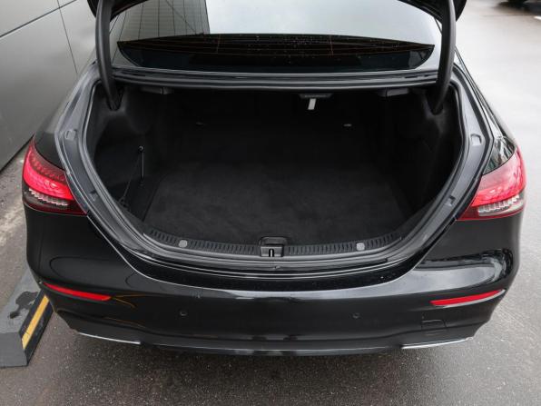 Mercedes-Benz E-Класс V (W213 S213 C238) Рестайлинг с пробегом 2021 года, цена 3 798 000 рублей, 135428 км, седан, Автокод Объявления
