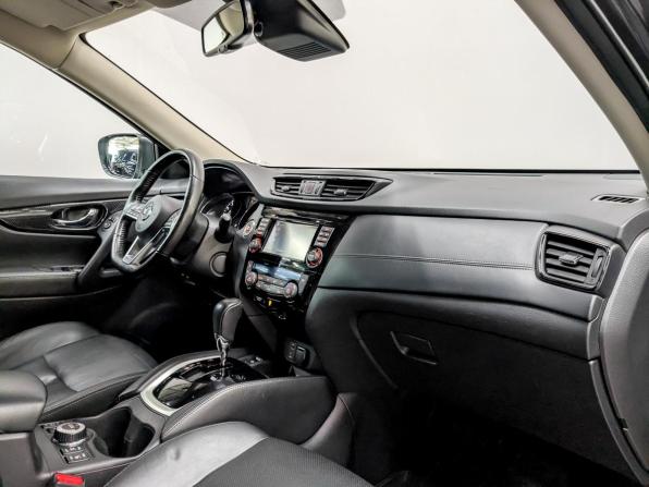 Nissan X-Trail III Рестайлинг с пробегом 2018 года, цена 2 300 000 рублей, 117921 км, внедорожник, Автокод Объявления