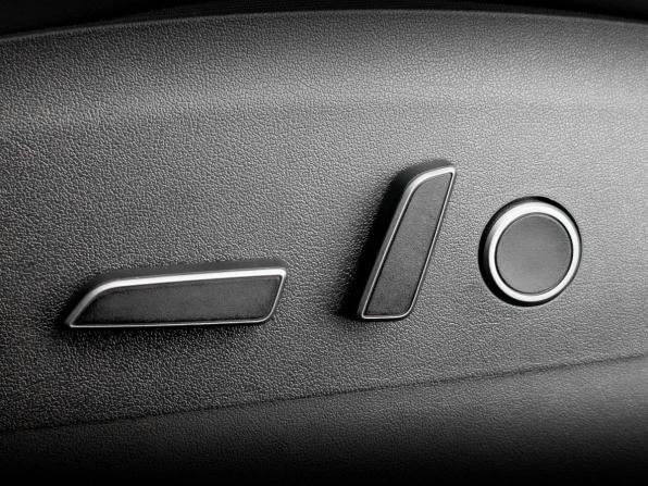 Tesla Model Y I с пробегом 2021 года, цена 4 000 000 рублей, 82419 км, внедорожник, Автокод Объявления