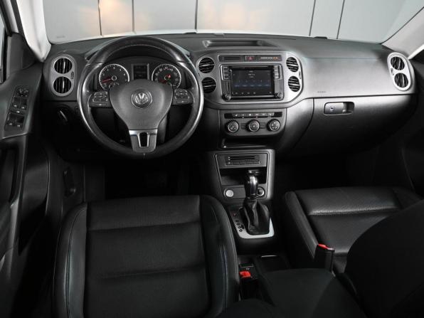 Volkswagen Tiguan I Рестайлинг с пробегом 2016 года, цена 1 689 000 рублей, 134220 км, внедорожник, Автокод Объявления