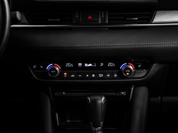 Mazda 6 III (GJ) Рестайлинг 2 с пробегом 2019 года, цена 2 458 000 рублей, 45695 км, седан, Автокод Объявления