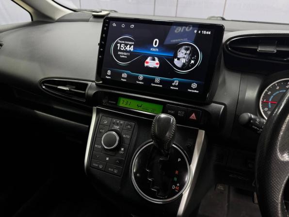 Toyota Wish II с пробегом 2010 года, цена 999 000 рублей, 200000 км, минивэн, Автокод Объявления