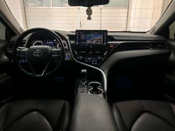 Toyota Camry VIII (XV70) Рестайлинг с пробегом 2021 года, цена 2 599 000 рублей, 161135 км, седан, Автокод Объявления