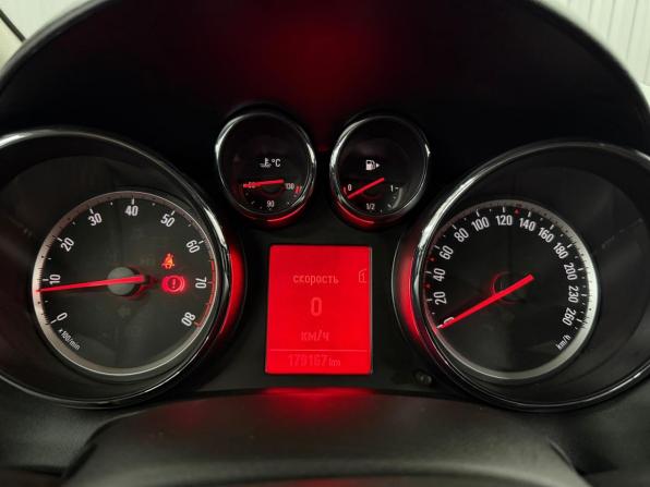 Opel Astra J Рестайлинг с пробегом 2013 года, цена 797 000 рублей, 179034 км, хэтчбек, Автокод Объявления