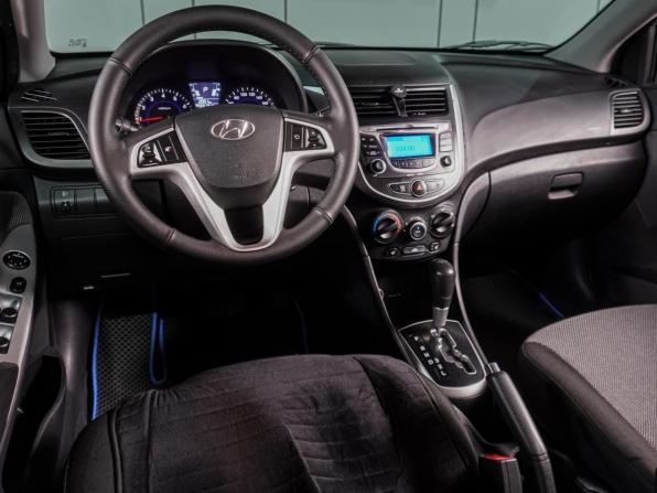 Hyundai Solaris I с пробегом 2012 года, цена 799 000 рублей, 221714 км, седан, Автокод Объявления