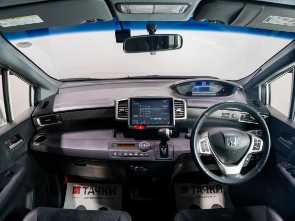 Honda Freed I Рестайлинг с пробегом 2013 года, цена 1 210 000 рублей, 118776 км, компактвэн, Автокод Объявления
