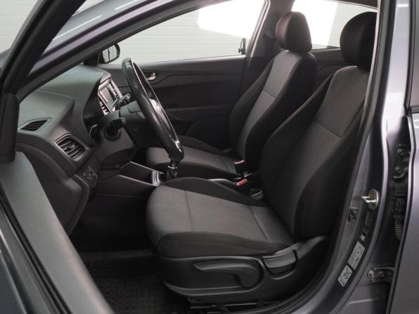 Hyundai Solaris II с пробегом 2018 года, цена 1 249 000 рублей, 137277 км, седан, Автокод Объявления