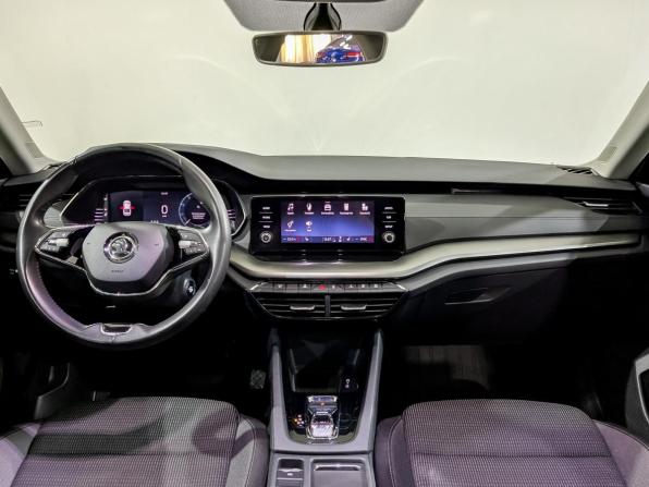 Skoda Octavia IV (A8) с пробегом 2020 года, цена 2 095 000 рублей, 102374 км, лифтбек, Автокод Объявления