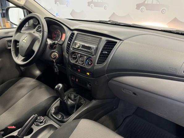 Mitsubishi L200 V с пробегом 2016 года, цена 1 575 000 рублей, 186975 км, offers.body_type.unknown, Автокод Объявления