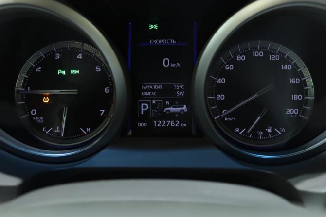 Toyota Land Cruiser Prado 150 Series Рестайлинг 1 с пробегом 2014 года, цена 4 288 000 рублей, 122761 км, внедорожник, Автокод Объявления