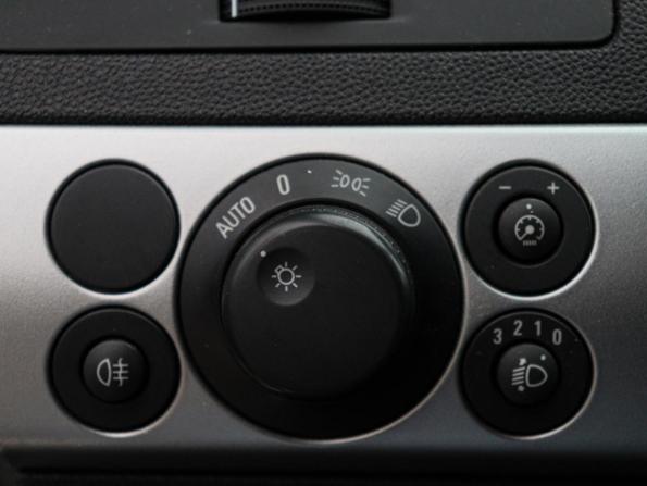Opel Astra H Рестайлинг с пробегом 2011 года, цена 595 000 рублей, 191962 км, хэтчбек, Автокод Объявления