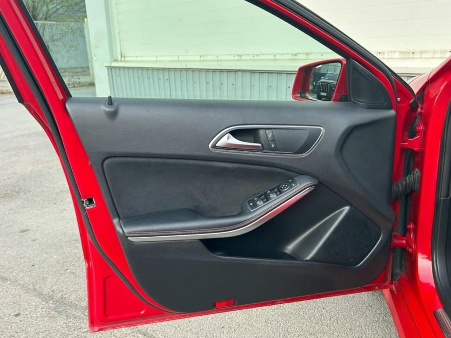 Mercedes-Benz A-Класс III (W176) Санкт-Петербург  - изображение 9