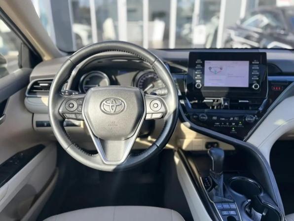 Toyota Camry VIII (XV70) Рестайлинг с пробегом 2022 года, цена 2 800 000 рублей, 139110 км, седан, Автокод Объявления