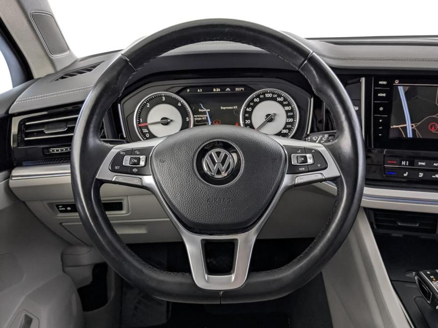 Volkswagen Touareg III Москва  - изображение 20