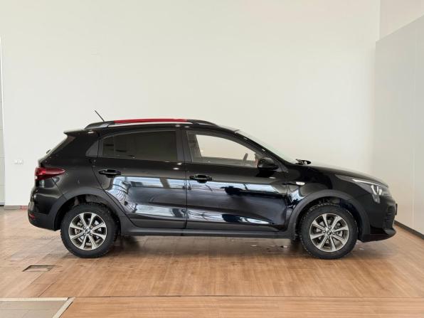 Kia Rio IV Рестайлинг с пробегом 2021 года, цена 1 620 000 рублей, 92289 км, хэтчбек, Автокод Объявления