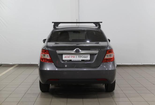 Brilliance H230 с пробегом 2015 года, цена 450 000 рублей, 107865 км, седан, Автокод Объявления