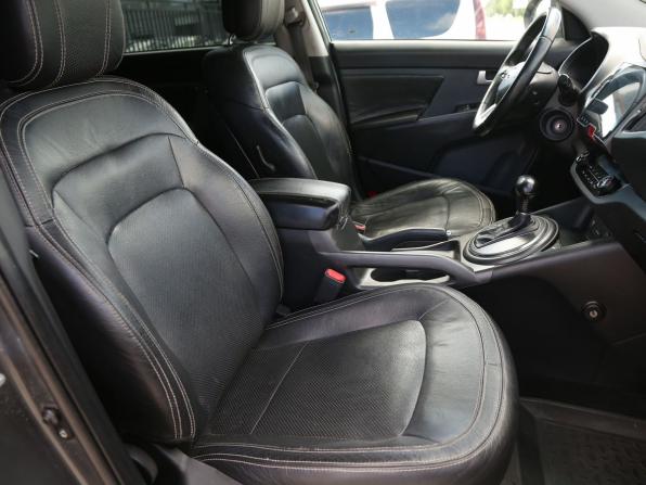 Kia Sportage III с пробегом 2010 года, цена 1 052 000 рублей, 102000 км, внедорожник, Автокод Объявления