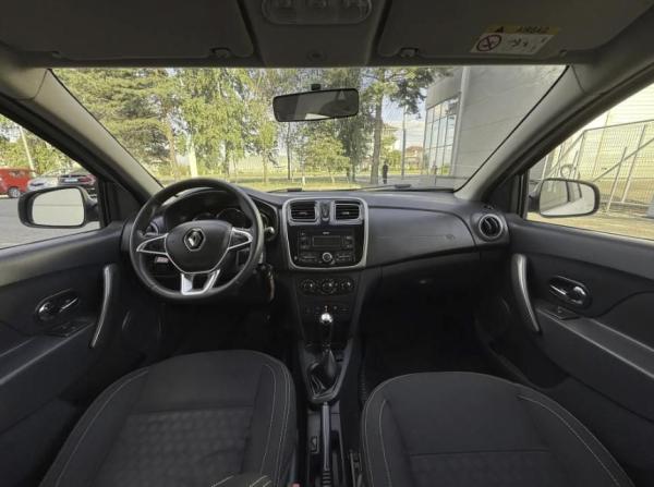 Renault Logan II Рестайлинг с пробегом 2019 года, цена 810 000 рублей, 237081 км, седан, Автокод Объявления