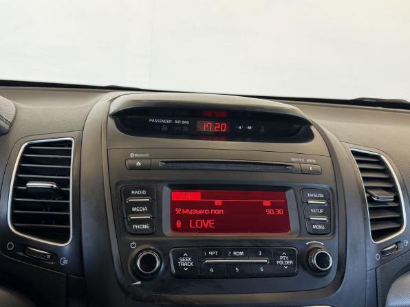 Kia Sorento II Рестайлинг с пробегом 2013 года, цена 1 320 000 рублей, 235950 км, внедорожник, Автокод Объявления