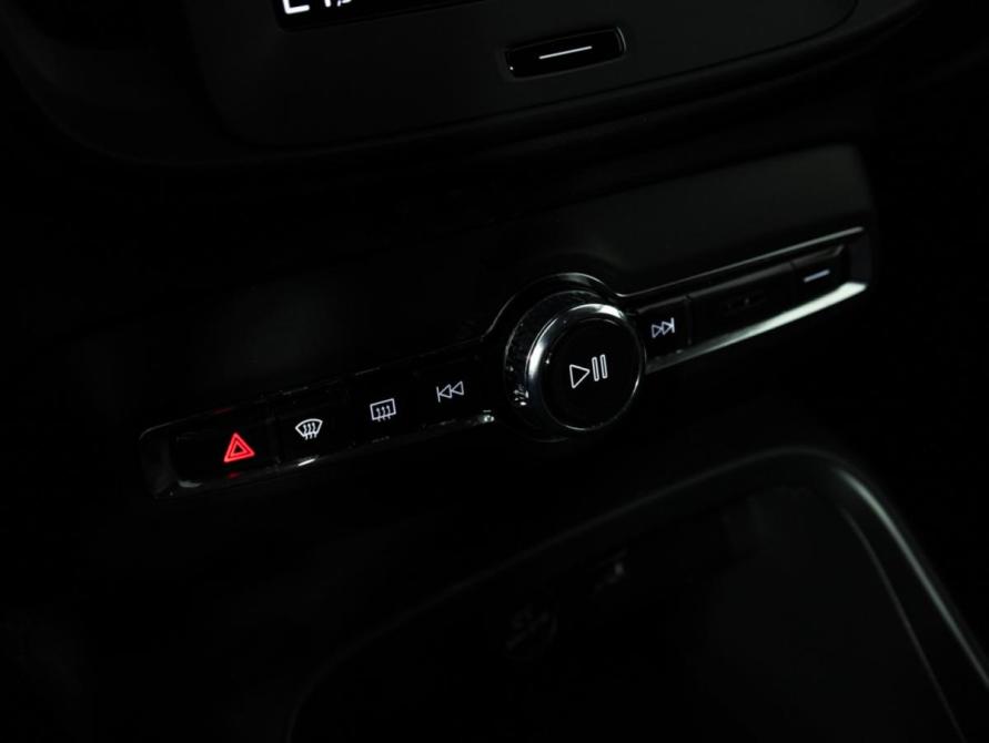 Volvo XC40 I Санкт-Петербург  - изображение 21