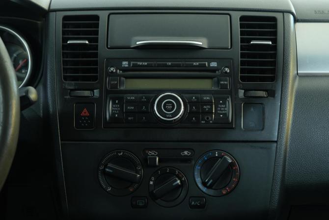 Nissan Tiida I с пробегом 2010 года, цена 889 000 рублей, 140000 км, хэтчбек, Автокод Объявления