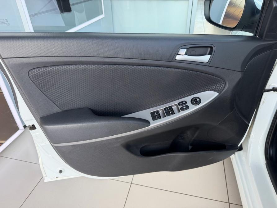 Hyundai Solaris I Рестайлинг Таганрог  - изображение 13