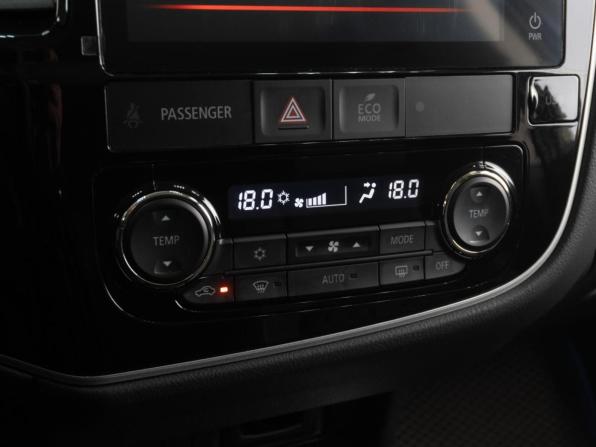 Mitsubishi Outlander III Рестайлинг 3 с пробегом 2022 года, цена 3 449 000 рублей, 14255 км, внедорожник, Автокод Объявления