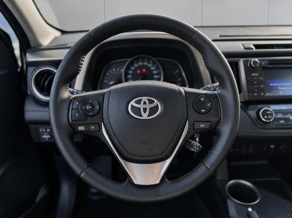 Toyota RAV4 IV (XA40) с пробегом 2014 года, цена 1 649 000 рублей, 205011 км, внедорожник, Автокод Объявления