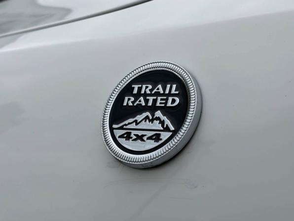 Jeep Grand Cherokee IV (WK2) Рестайлинг с пробегом 2018 года, цена 3 475 000 рублей, 63980 км, внедорожник, Автокод Объявления