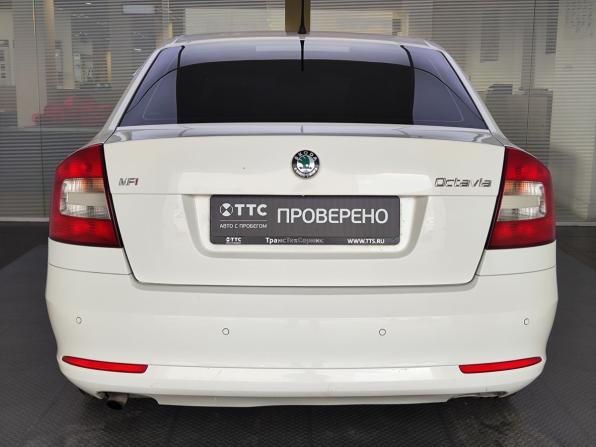 Skoda Octavia II (A5) Рестайлинг с пробегом 2012 года, цена 900 000 рублей, 180000 км, лифтбек, Автокод Объявления