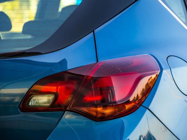 Opel Astra J Рестайлинг с пробегом 2013 года, цена 898 000 рублей, 155000 км, хэтчбек, Автокод Объявления