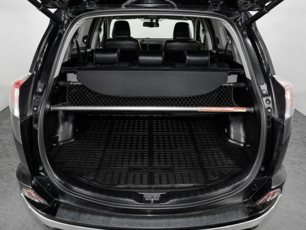 Toyota RAV4 IV (XA40) Рестайлинг с пробегом 2017 года, цена 2 544 000 рублей, 174269 км, внедорожник, Автокод Объявления
