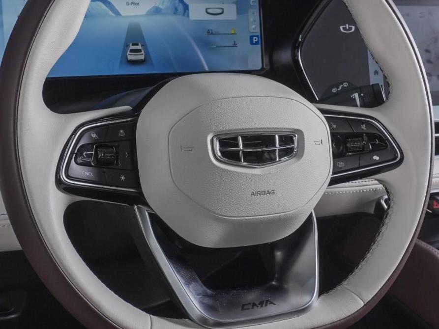 Geely Monjaro I Ростов-на-Дону  - изображение 19