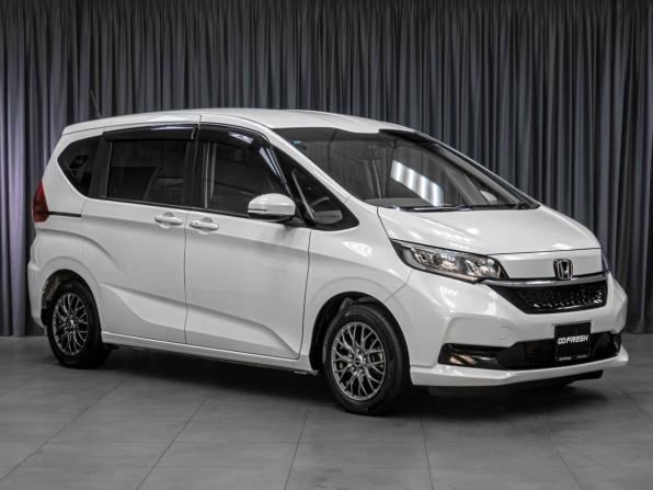 Honda Freed II Рестайлинг с пробегом 2020 года, цена 1 819 000 рублей, 71949 км, компактвэн, Автокод Объявления