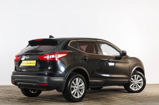 Nissan Qashqai II с пробегом 2017 года, цена 1 579 000 рублей, 125000 км, внедорожник, Автокод Объявления