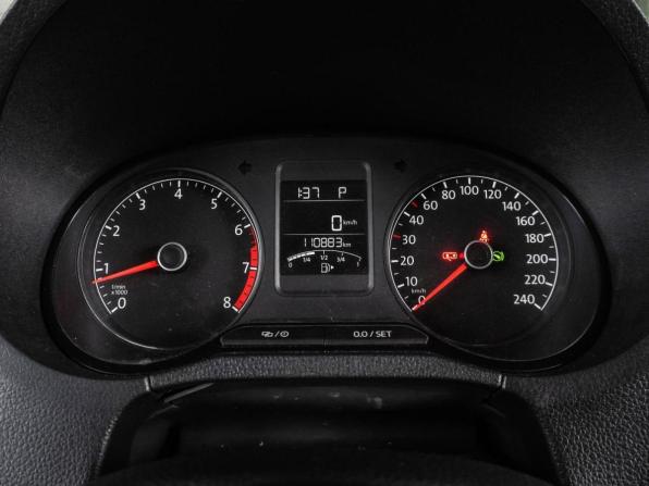 Volkswagen Polo V Рестайлинг с пробегом 2019 года, цена 1 198 000 рублей, 110883 км, седан, Автокод Объявления