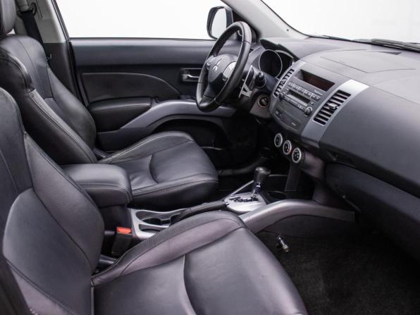 Mitsubishi Outlander II с пробегом 2008 года, цена 880 000 рублей, 238780 км, внедорожник, Автокод Объявления