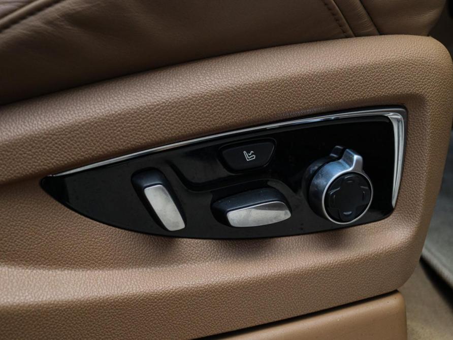 Cadillac Escalade IV Москва  - изображение 19