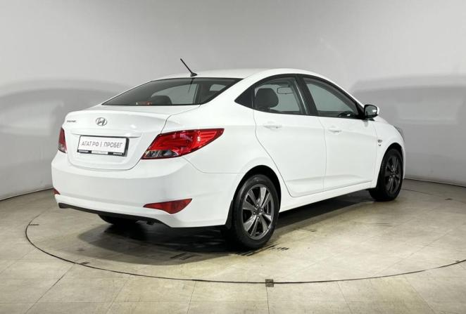 Hyundai Solaris I Рестайлинг с пробегом 2016 года, цена 1 130 000 рублей, 128046 км, седан, Автокод Объявления